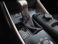 Lexus IS vaihtoauto