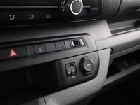 Opel Vivaro vaihtoauto