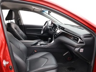 Toyota Camry vaihtoauto