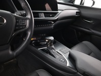 Lexus UX vaihtoauto