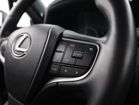 Lexus UX vaihtoauto