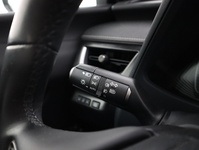 Lexus UX vaihtoauto