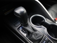 Toyota Camry vaihtoauto