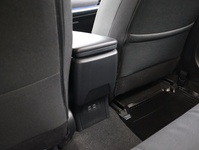 Toyota Prius Plug-in vaihtoauto