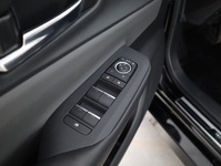 Toyota Prius Plug-in vaihtoauto