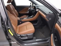 Lexus LBX vaihtoauto