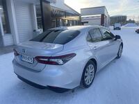 Toyota Camry vaihtoauto