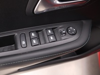 Peugeot e-208 vaihtoauto