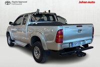 Toyota Hilux vaihtoauto