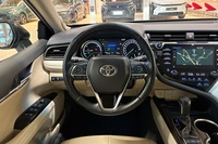 Toyota Camry vaihtoauto