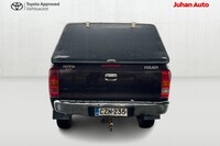 Toyota Hilux vaihtoauto