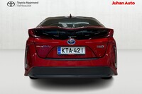 Toyota Prius Plug-in vaihtoauto