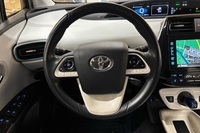 Toyota Prius Plug-in vaihtoauto