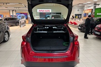 Toyota Prius Plug-in vaihtoauto