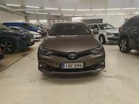Toyota Auris vaihtoauto