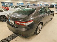 Toyota Camry vaihtoauto