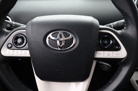 Toyota Prius Plug-in vaihtoauto