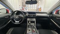 Lexus IS vaihtoauto