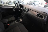 Volkswagen Golf Sportsvan vaihtoauto