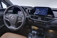 Lexus UX vaihtoauto