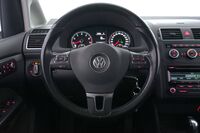 Volkswagen Touran vaihtoauto
