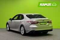 Toyota Camry vaihtoauto