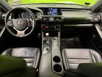Lexus IS vaihtoauto