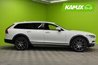 Volvo V90 Cross Country vaihtoauto