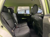 Subaru Forester vaihtoauto