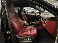 Porsche Cayenne vaihtoauto