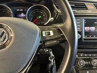 Volkswagen Touran vaihtoauto