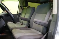 Volkswagen Caravelle vaihtoauto