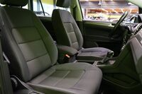 Volkswagen Golf Sportsvan vaihtoauto