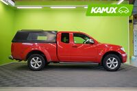 Nissan Navara vaihtoauto