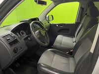 Volkswagen Caravelle vaihtoauto