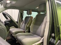 Volkswagen Caravelle vaihtoauto