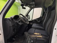 Nissan NV400 vaihtoauto