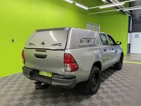 Toyota Hilux vaihtoauto