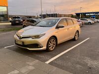 Toyota Auris vaihtoauto