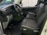 Opel Vivaro vaihtoauto