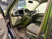 Volkswagen Caravelle vaihtoauto