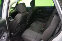 Kia Carens vaihtoauto