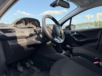 Peugeot 208 vaihtoauto