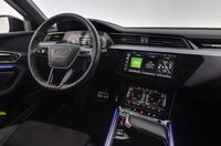 Audi Q8 e-tron vaihtoauto
