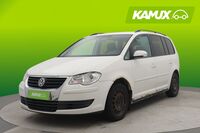 Volkswagen Touran vaihtoauto
