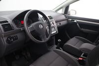 Volkswagen Touran vaihtoauto