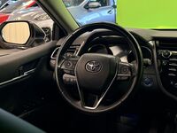 Toyota Camry vaihtoauto