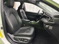Toyota Camry vaihtoauto