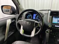 Toyota Land Cruiser vaihtoauto