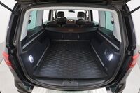 SEAT Alhambra vaihtoauto